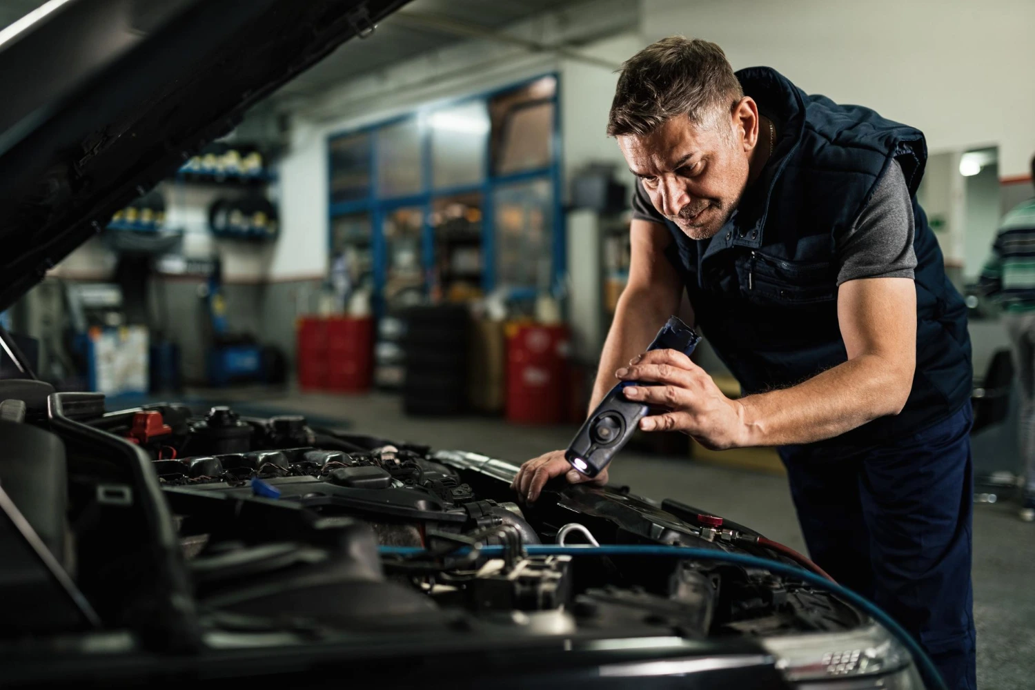 ras auto care is the no:1 CAR SERVICE CENTER IN DUBAI- DETAILING blog